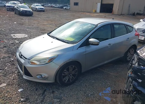 2012 Ford Focus Sel z USA, uszkodzony, nr VIN 1FAHP3M24CL349232